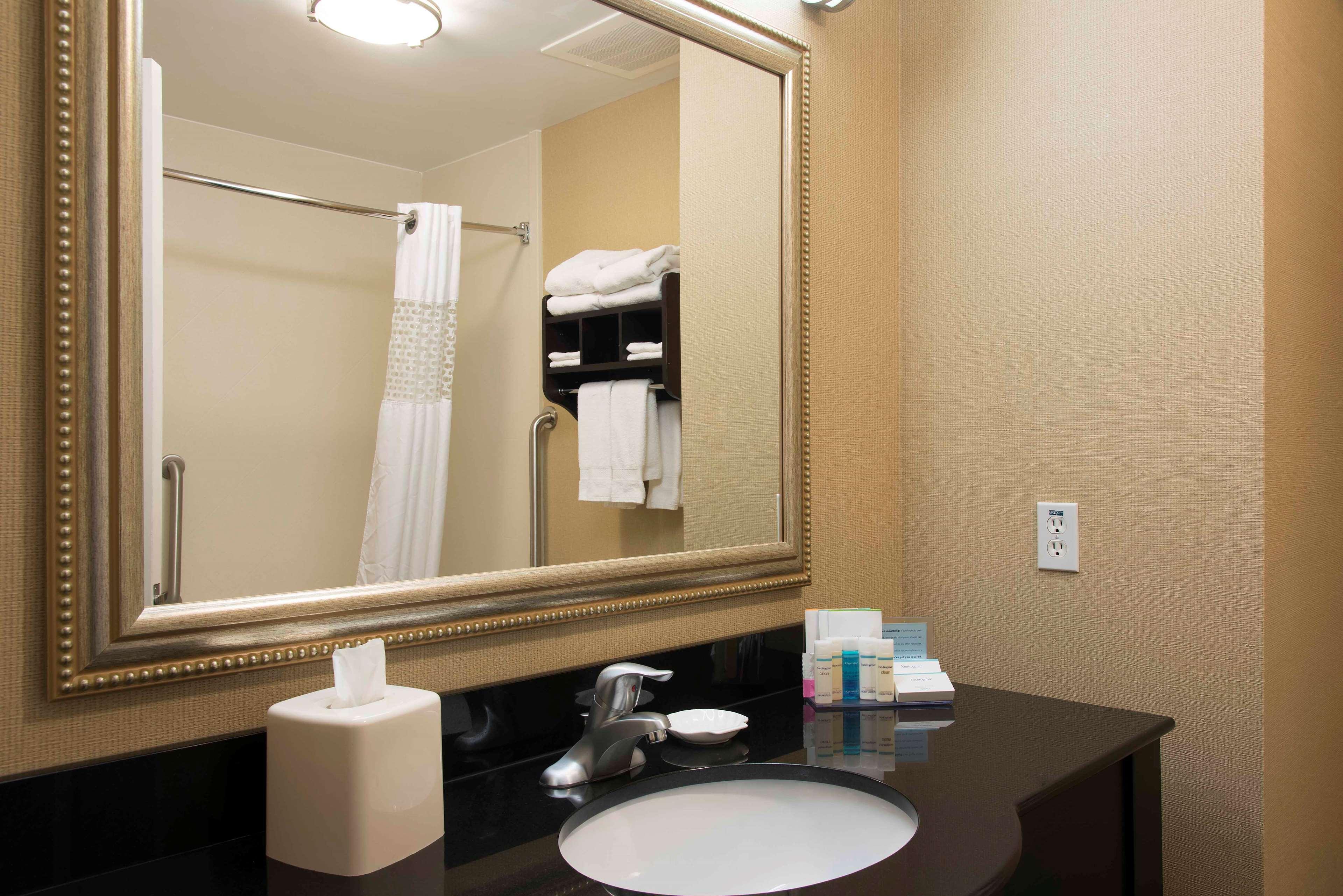 Hampton Inn & Suites Danville Ngoại thất bức ảnh