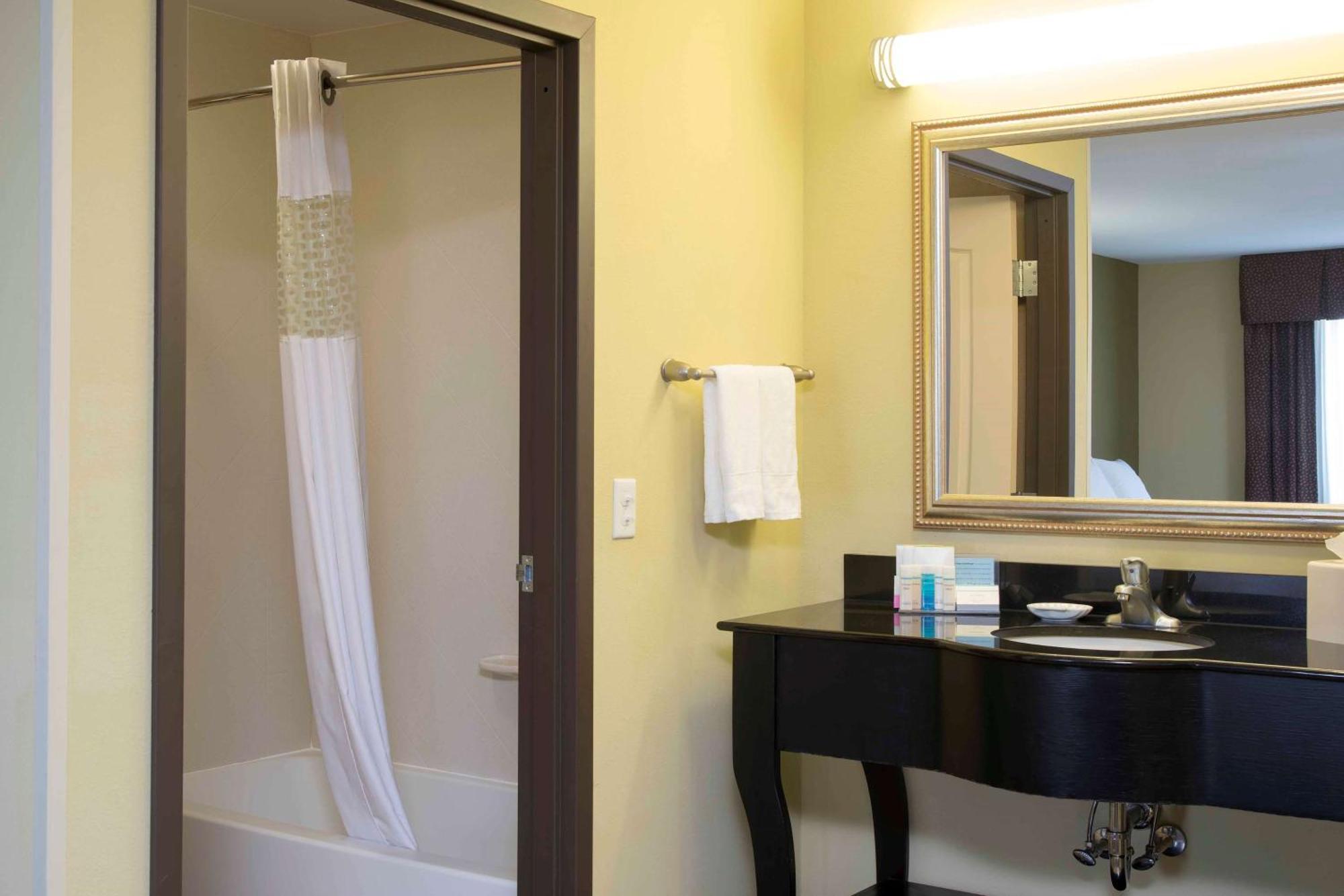 Hampton Inn & Suites Danville Ngoại thất bức ảnh